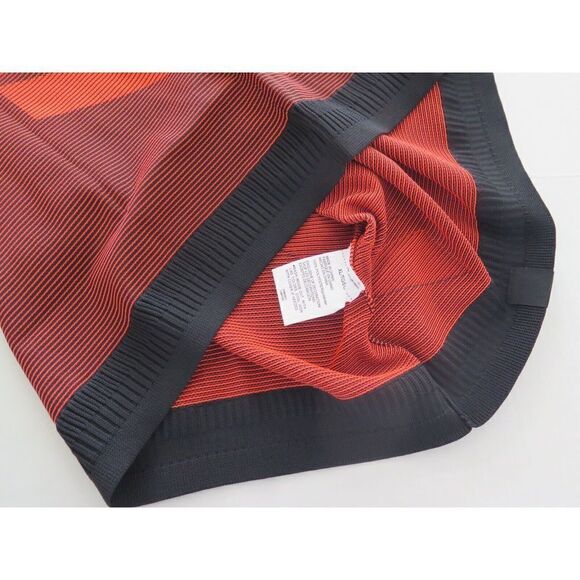 Under Amour 1366503 002 Men's Sz XL Red/Black IntelliKnit 1/4 Zip S/S Shirt $85 - Picture 7 of 8